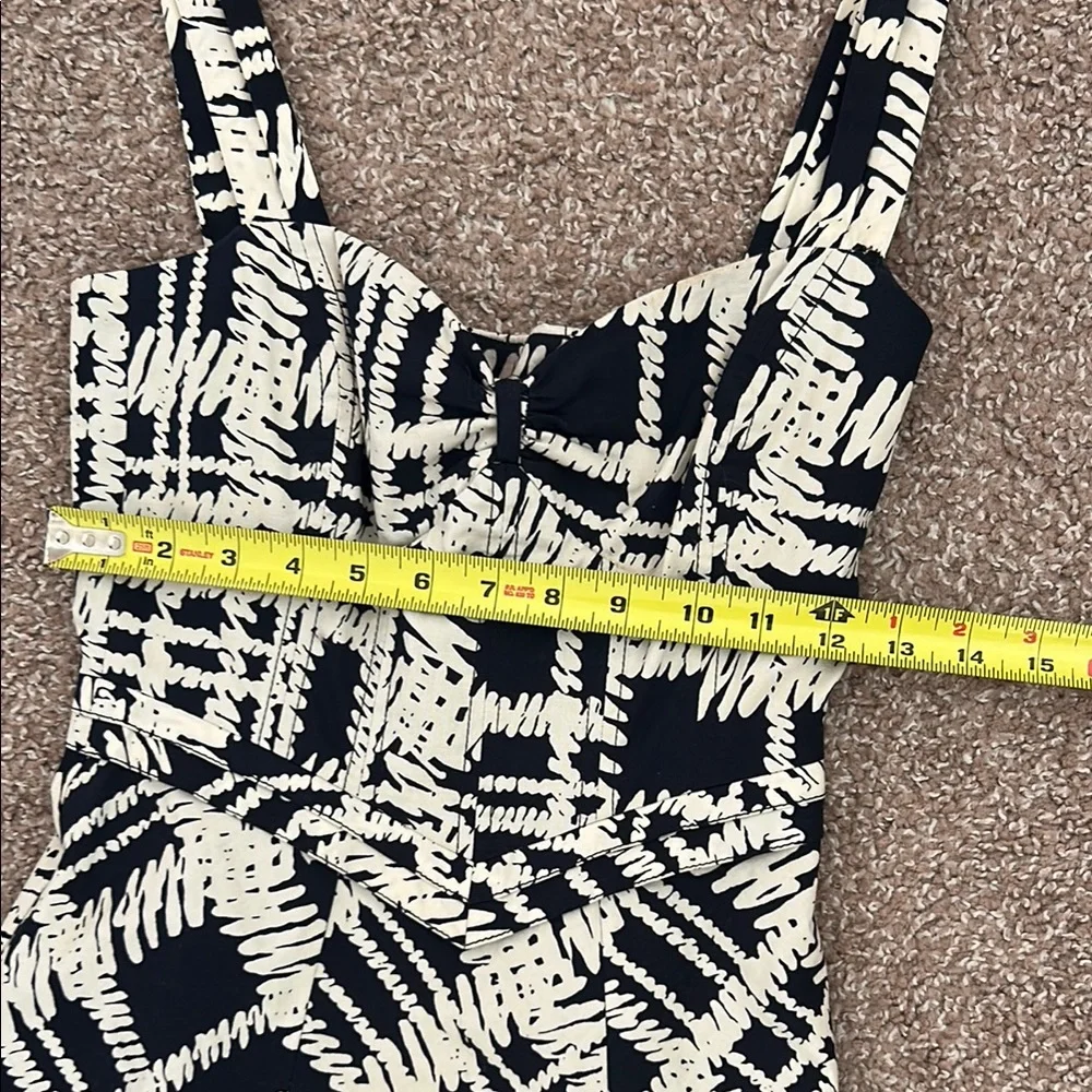 Karen millen navy and White Patterned Dress - Picture 4 of 10